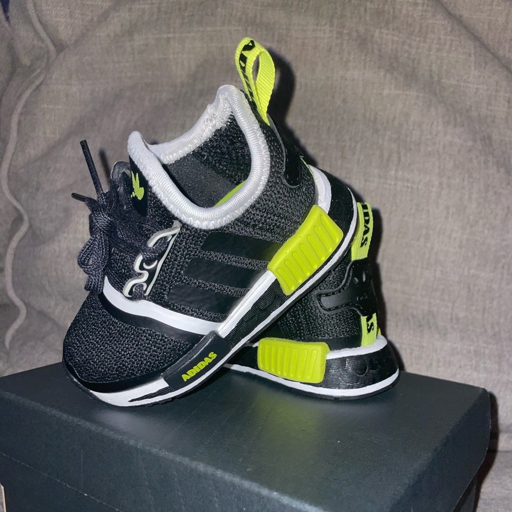 Adidas NMD toddler sz4 black & neon green